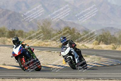 media/Dec-04-2025-Racers Edge (Thu) [[5ebc9f124d]]/3-B Group/1-Session 1 (Turn 7)/